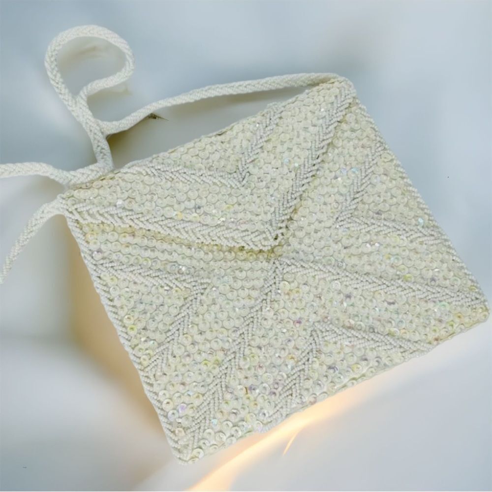 Vintage Walbaeg White Beaded Evening Bag Purse Clutch Handbag.‎